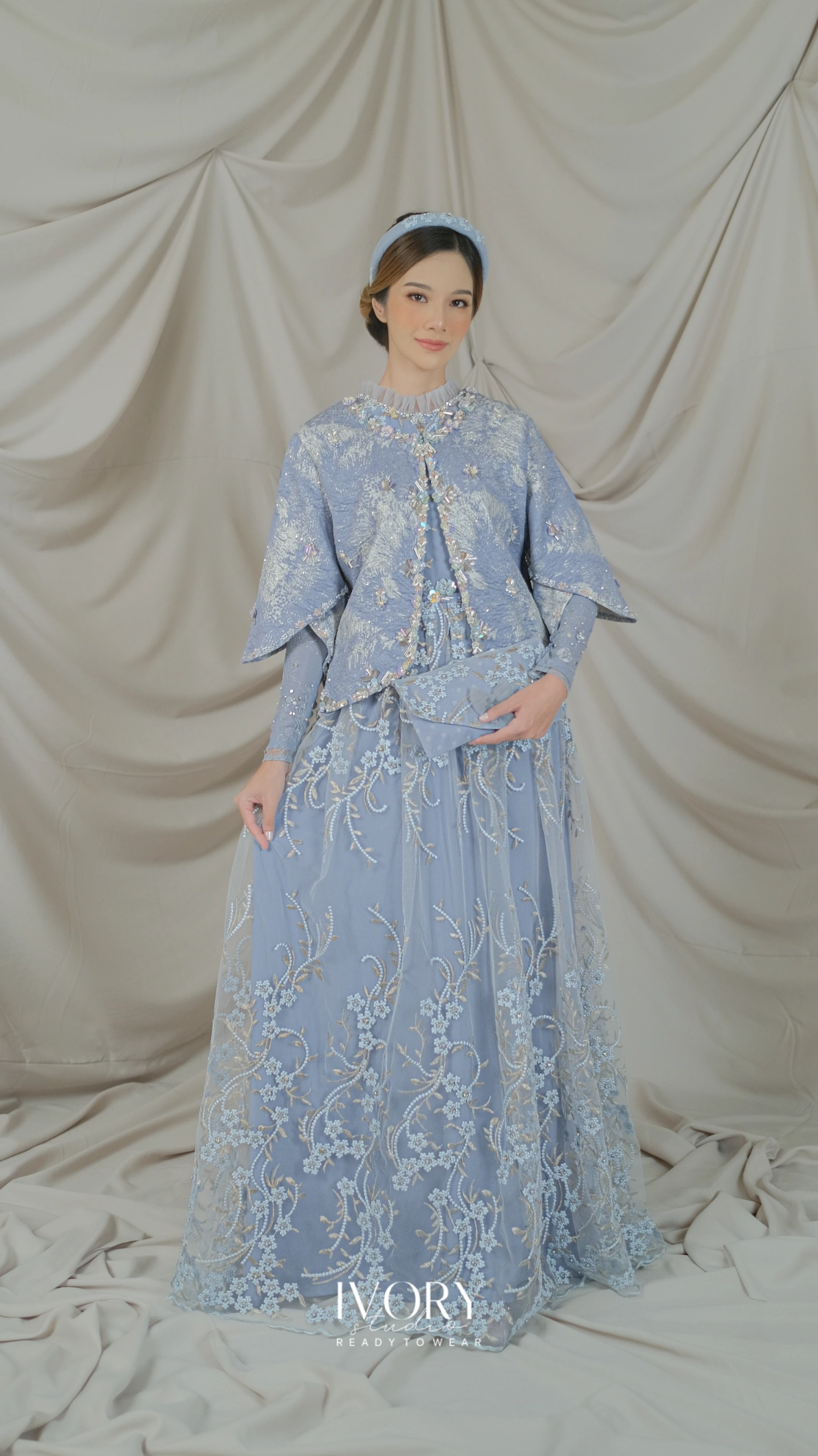 2 in 1 Dust blue Jacquard Outer with Floral Inner - Image 5
