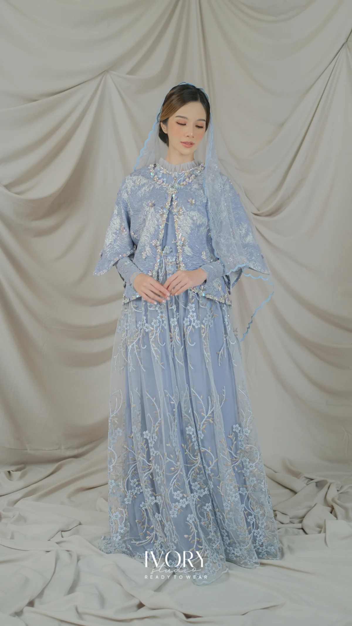 2 in 1 Dust blue Jacquard Outer with Floral Inner