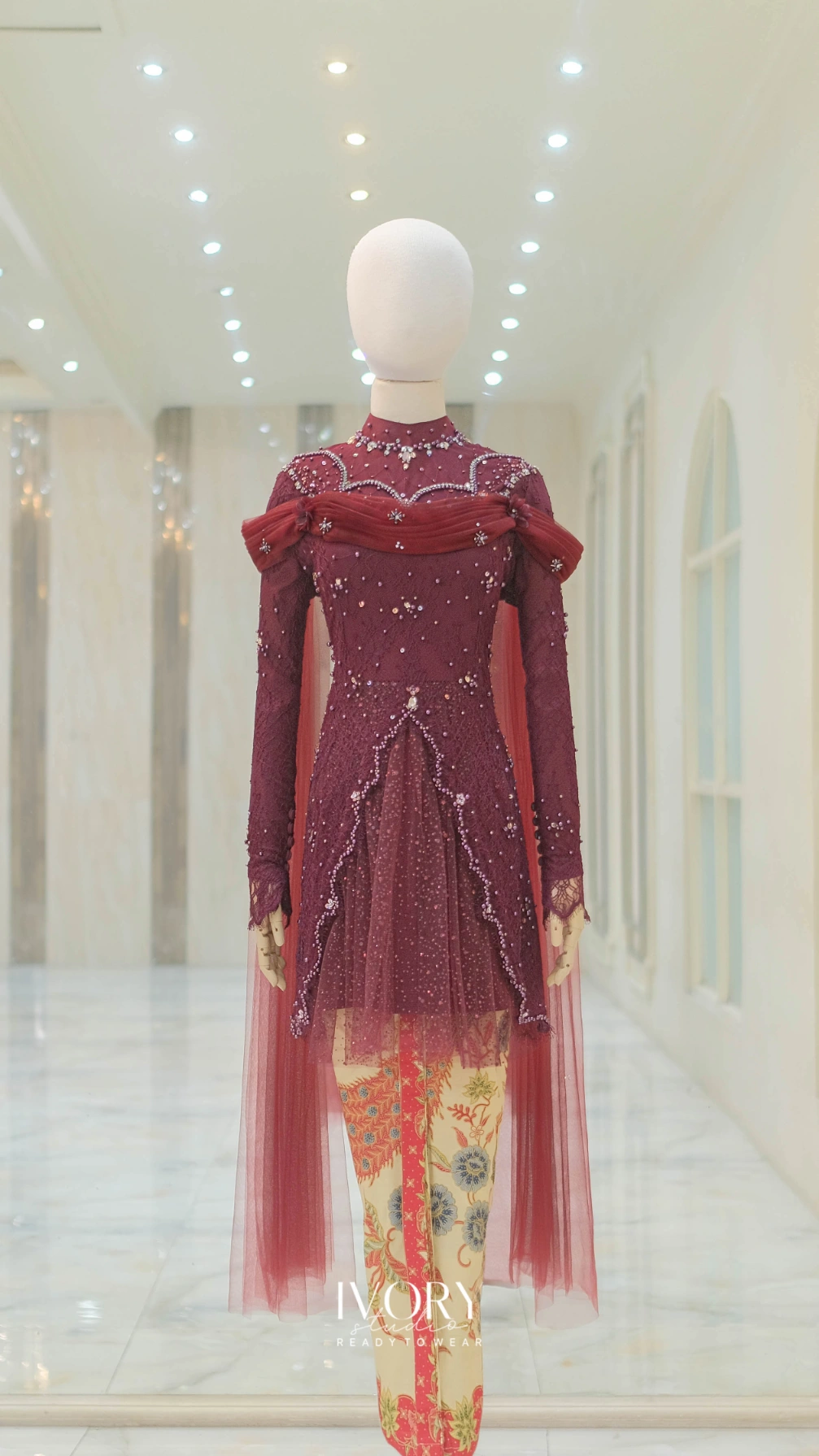 [Ready Stock] Jasmine Alike Kebaya in Burgundy