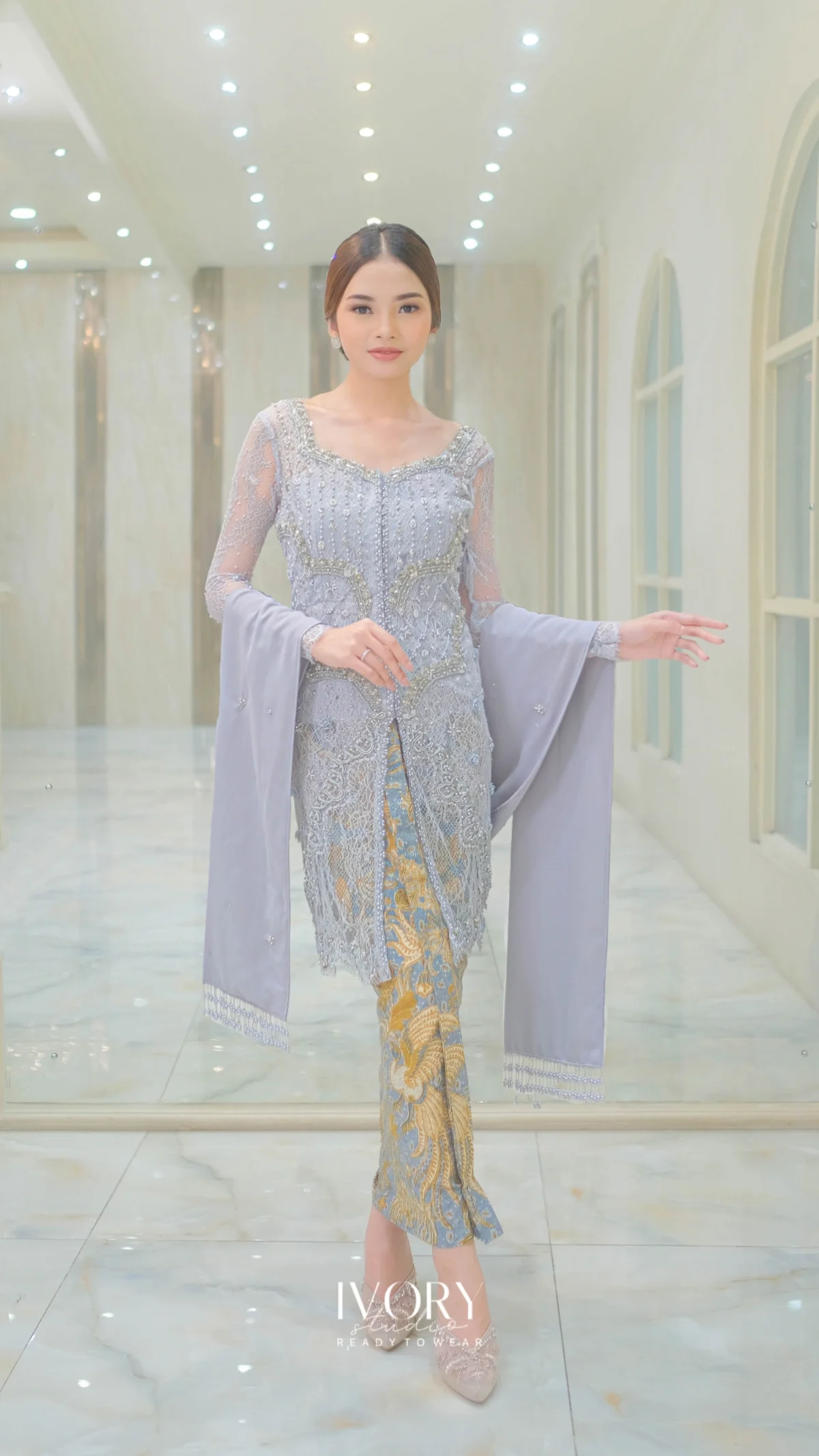 Awani | Pointilist Kebaya with Dandelion Puffs in Ice Grey