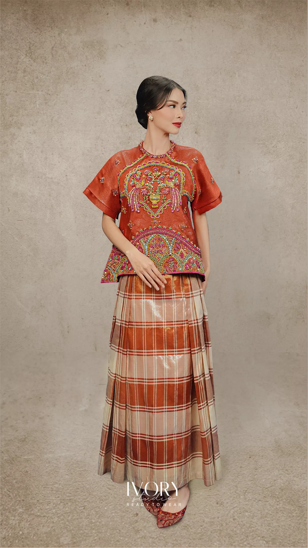 Bahtera | Umoara Terracotta Full Embroidery Top