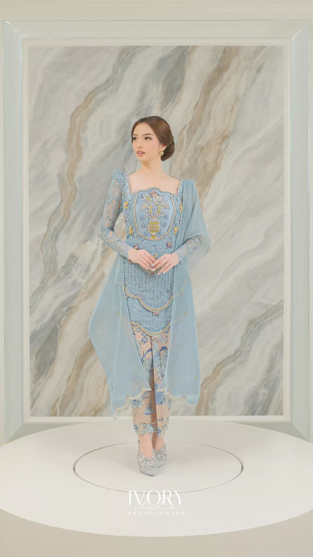 [Ready Stock] Hum of Hearts | Gouldian Flora Peripheral Kebaya in Dust Blue