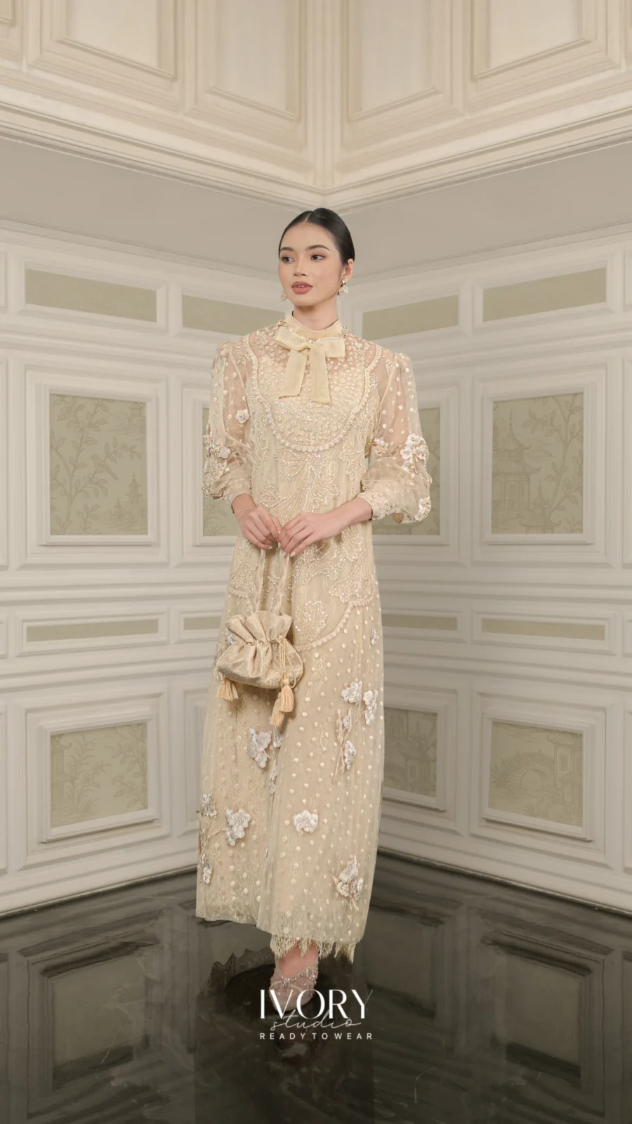 Vice Versa | Briselle and the Bow Dress in Beige