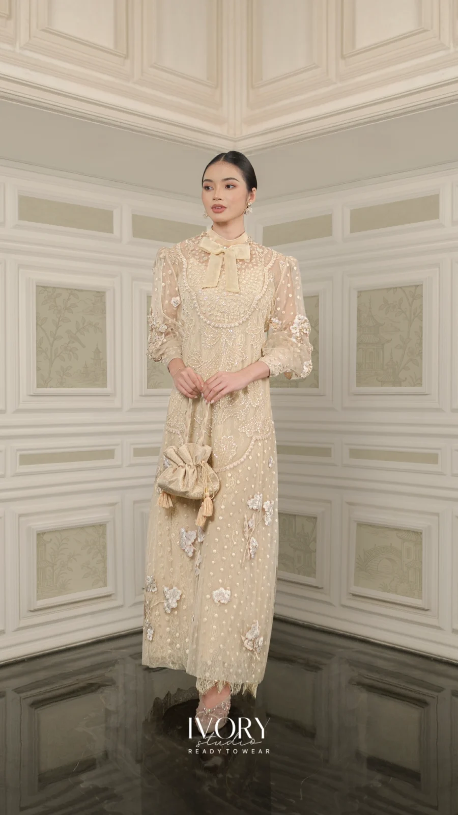Vice Versa | Briselle and the Bow Dress in Beige