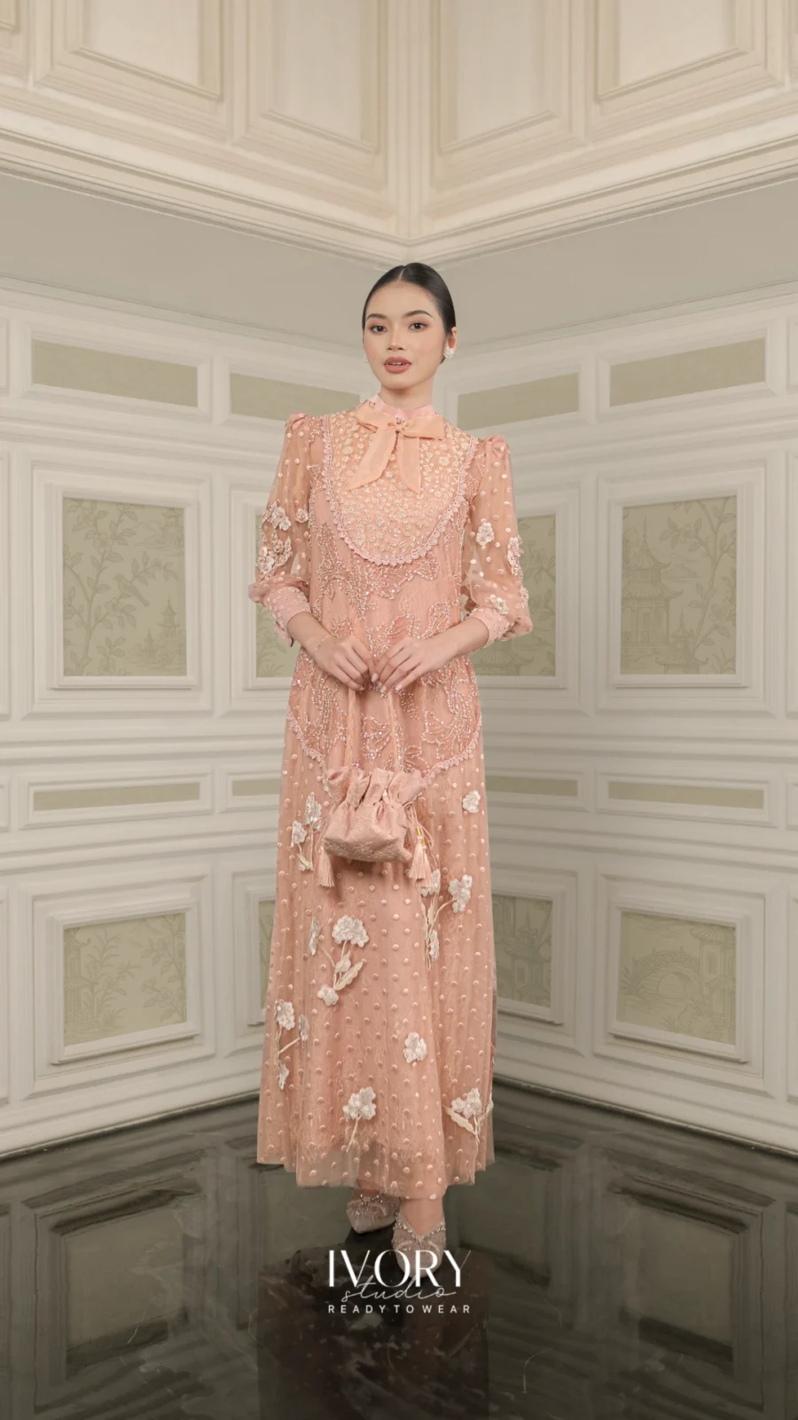Vice Versa | Briselle and the Bow Dress in Dusty Pink