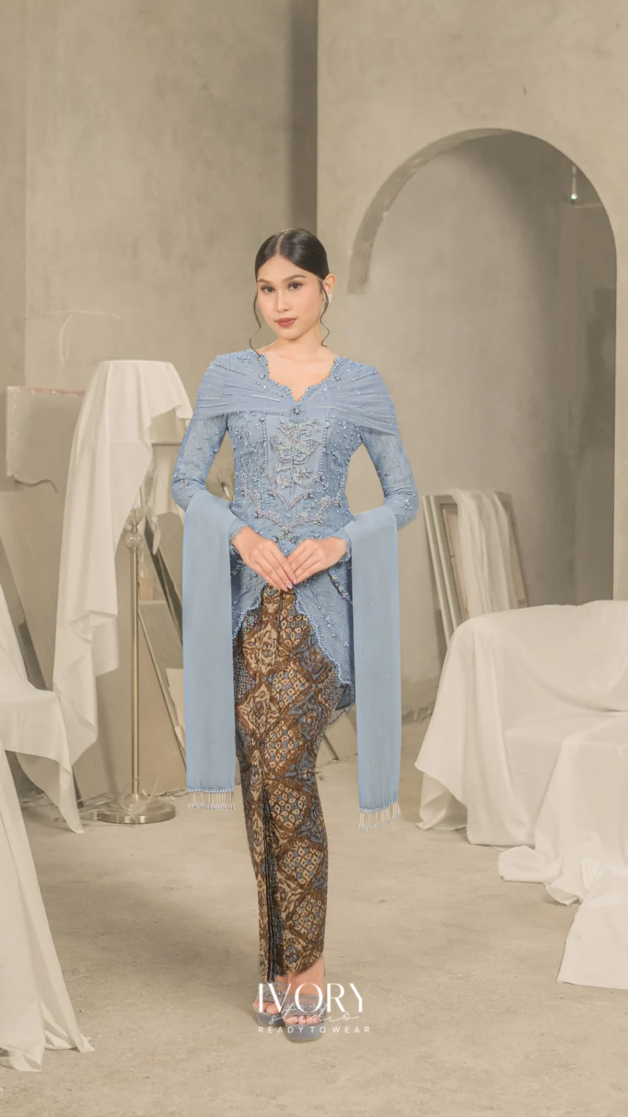 Hum of Hearts | Lyre Butterfly Pixie Kebaya in Dust Blue