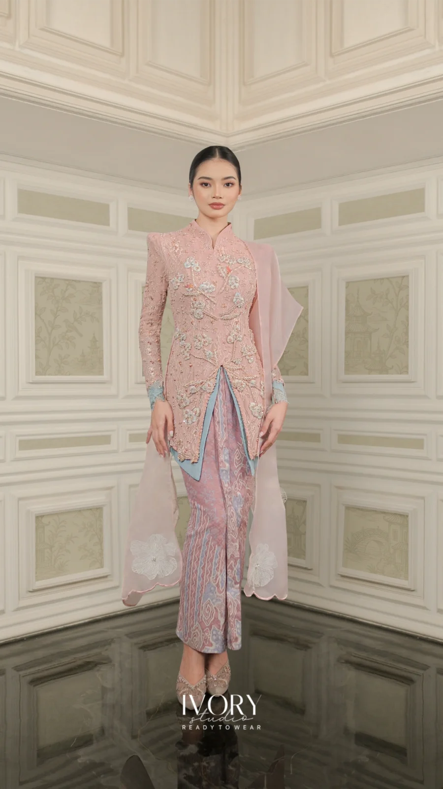 Vice Versa | Cotton Upon the Wind Kebaya in Dusty Pink on Dust Blue