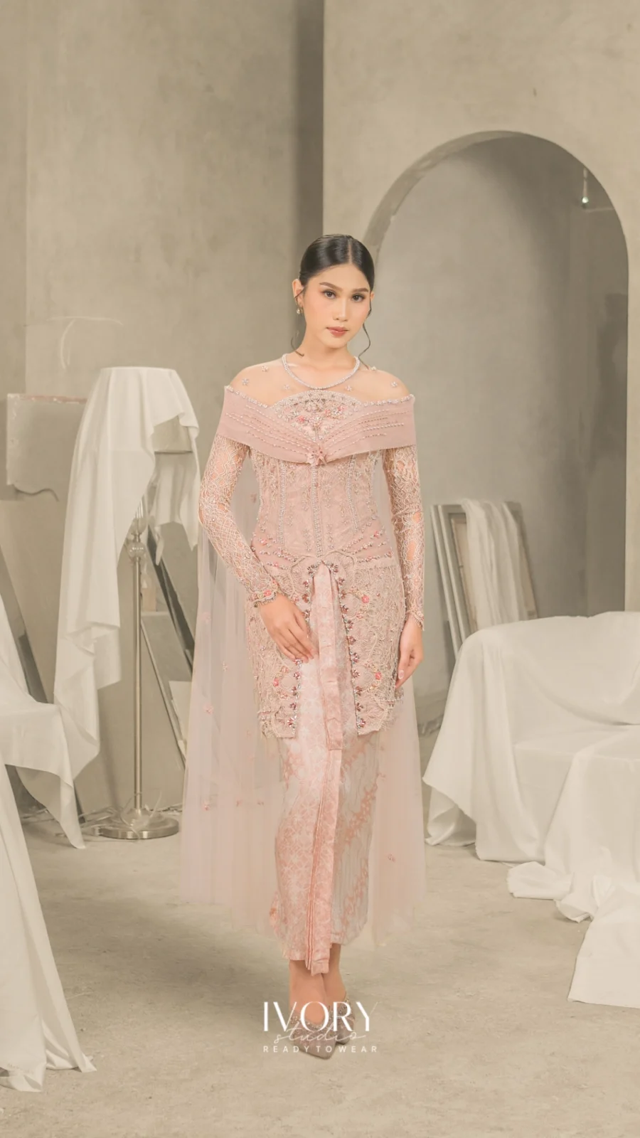 Jivva | Arunika Kebaya with Cascading Eclipse Torso in Powder Pink