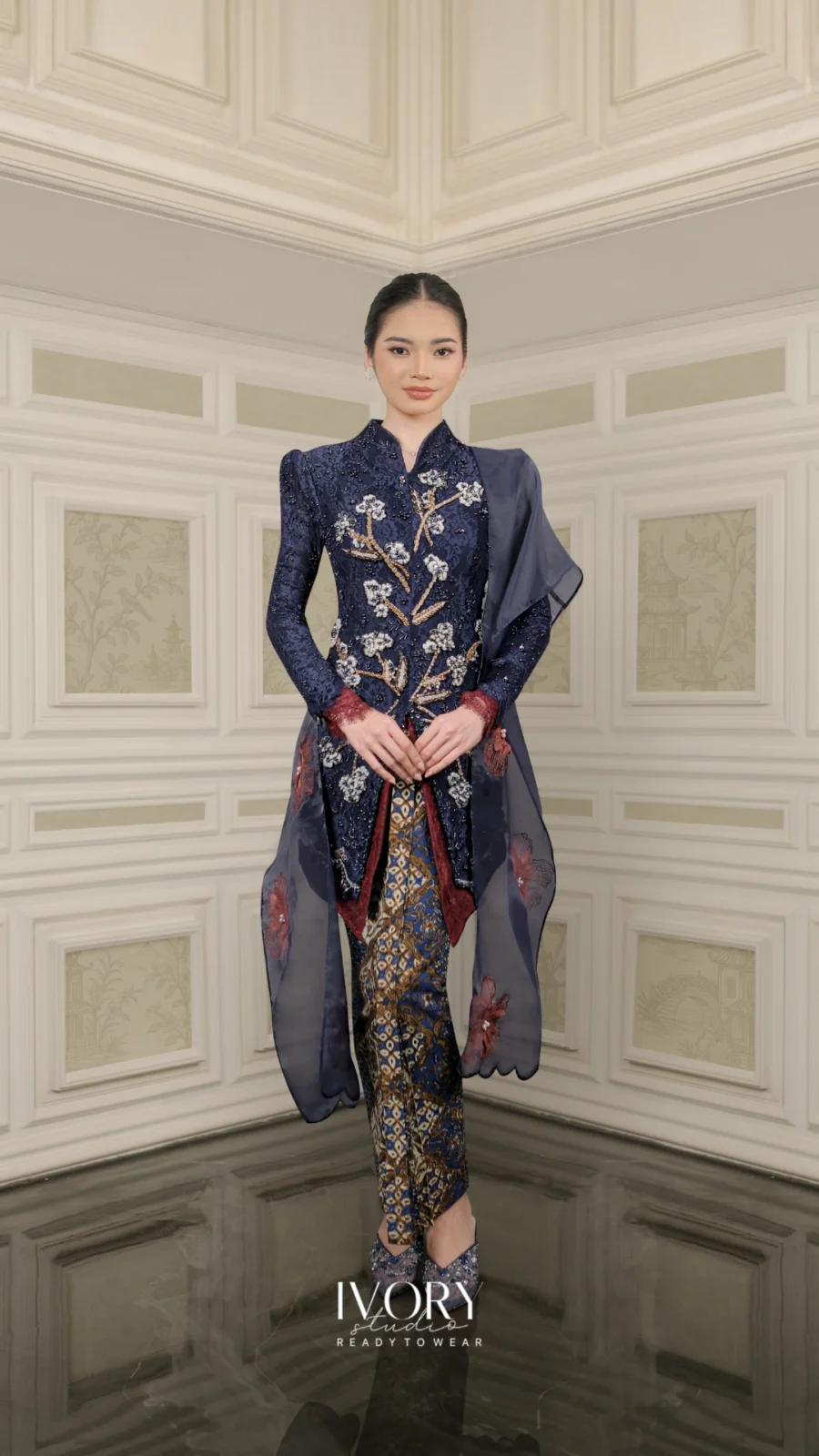Vice Versa | Cotton Upon the Wind Kebaya in Navy on Burgundy