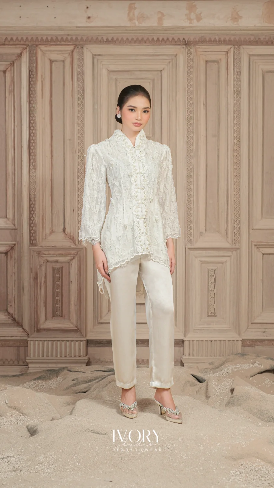 Miles & Moments | Dentelle of Fleur Blouse in White