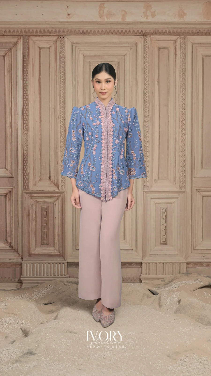 Miles & Moments | Paradine Blouse in Dust Blue