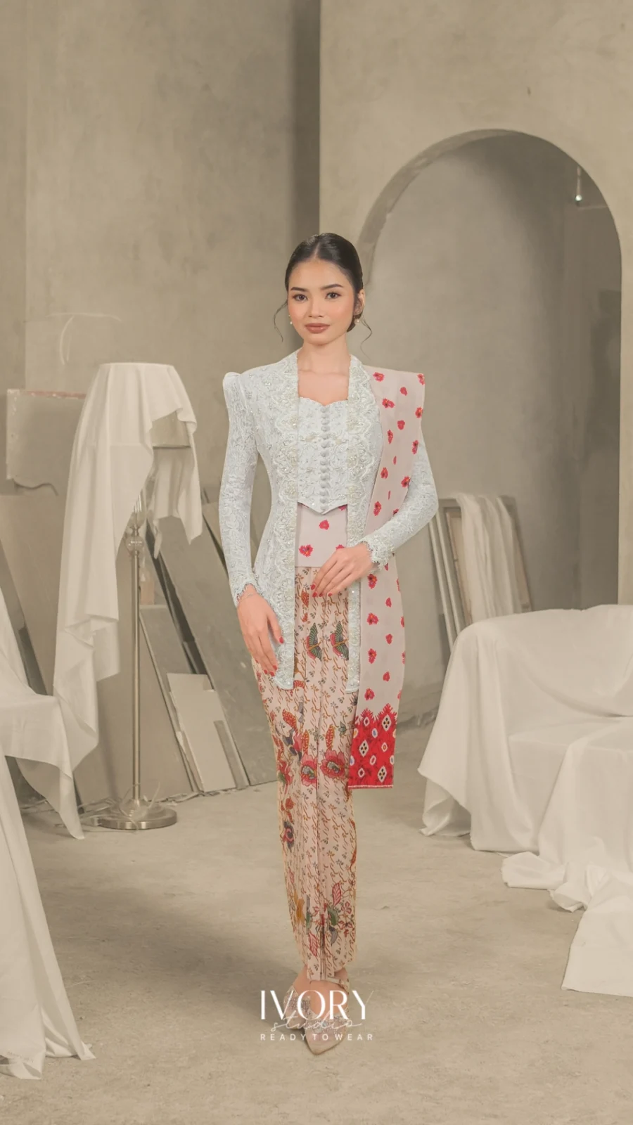 Through the Ages | Karuna Kebaya Kutubaru White