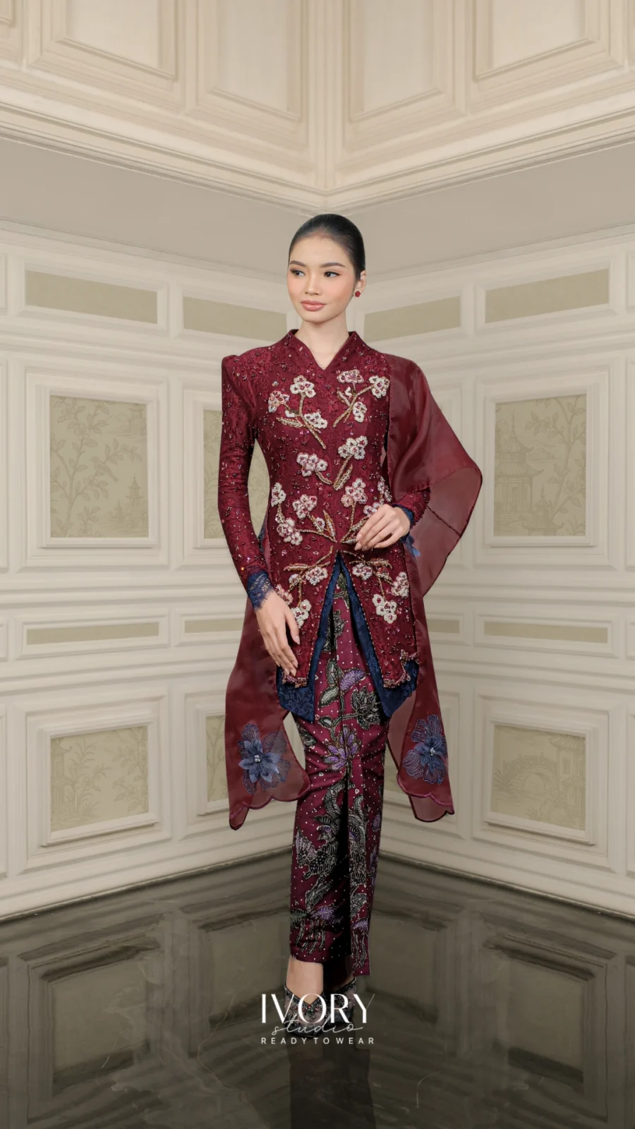 Vice Versa | Cotton Upon the Wind Kebaya in Burgundy on Navy
