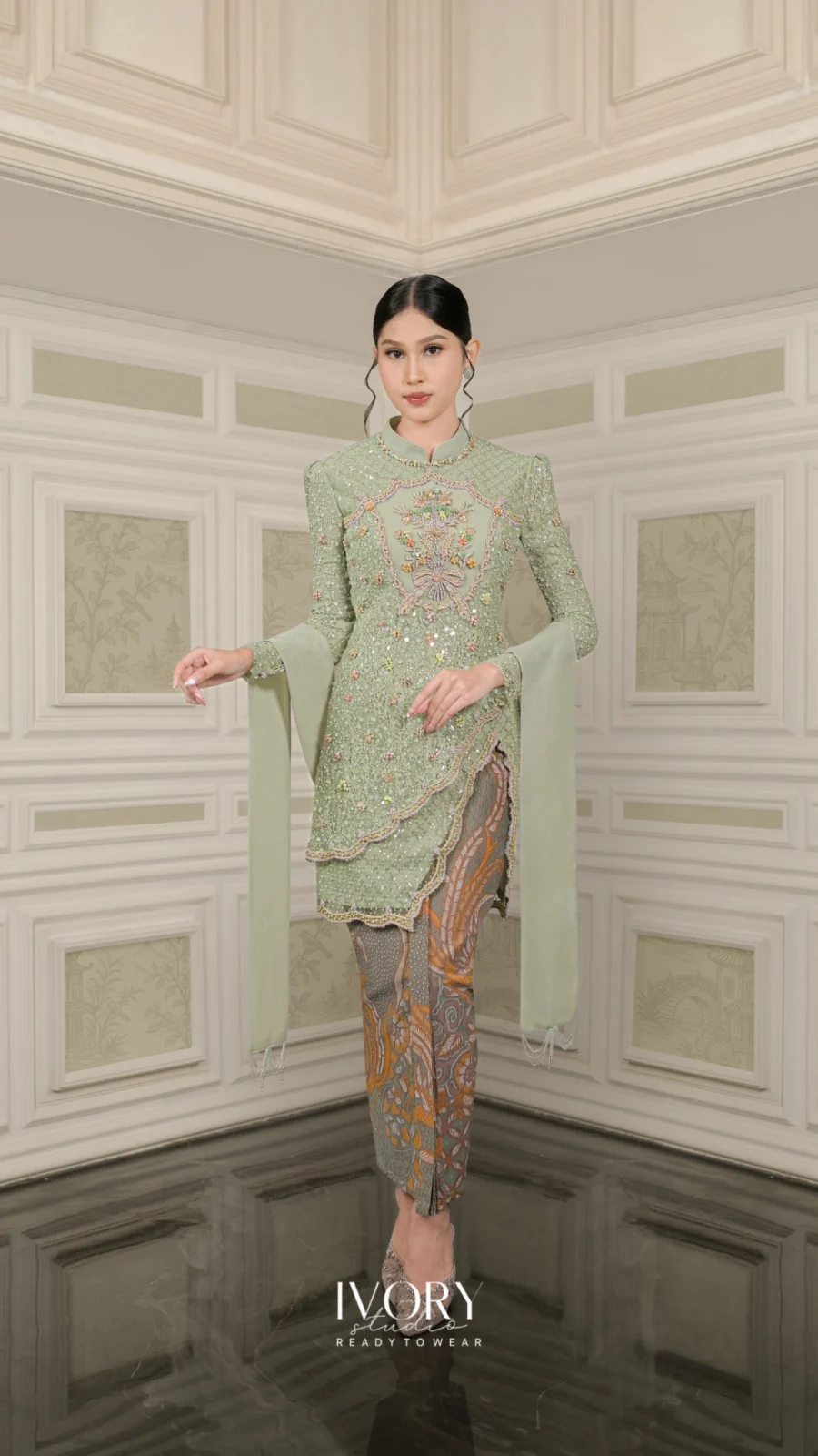 Vice Versa | The Lucent Carmella Kebaya in Sage