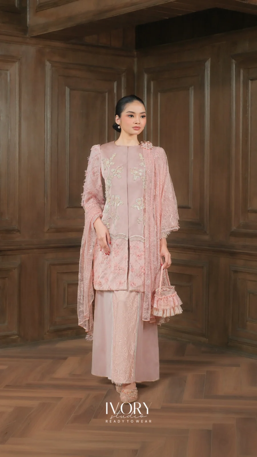 Make Classic Great Again | Ayung Kainari Liris Dress in Powder Pink
