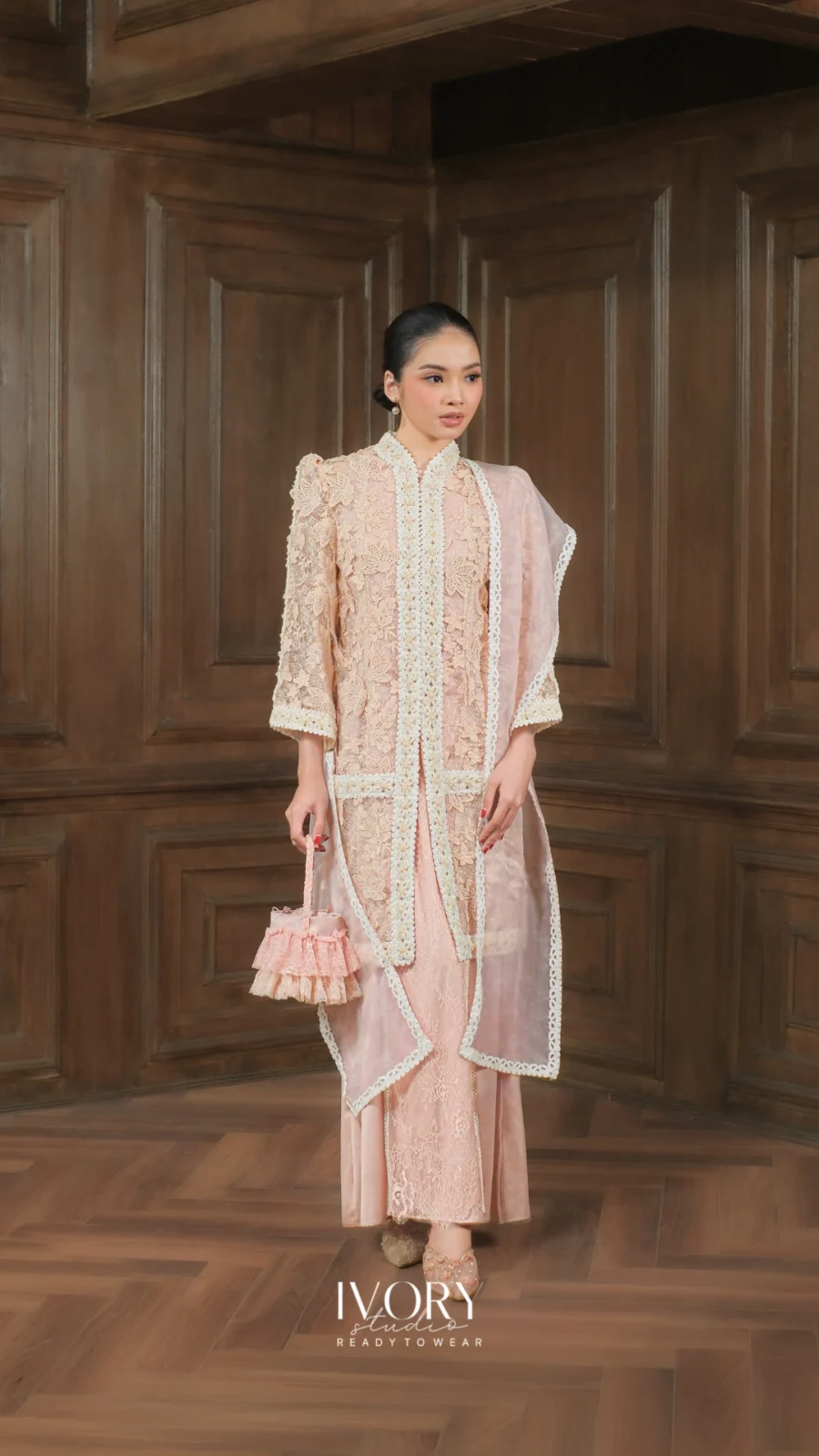 Make Classic Great Again | Bian Blossom Dew Dress in Powder Pink