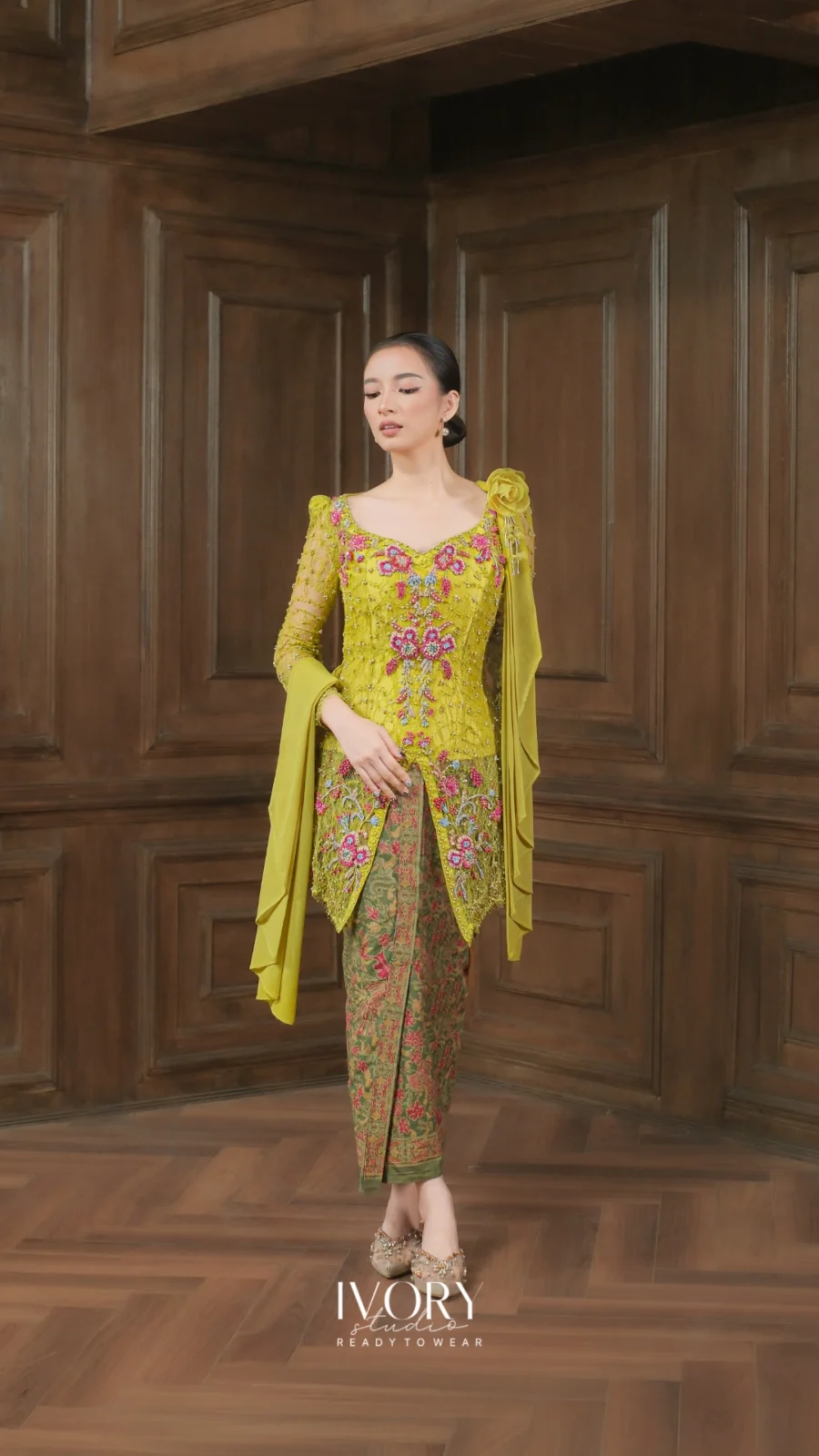 Make Classic Great Again | Lasiana Praline Kebaya in Lime