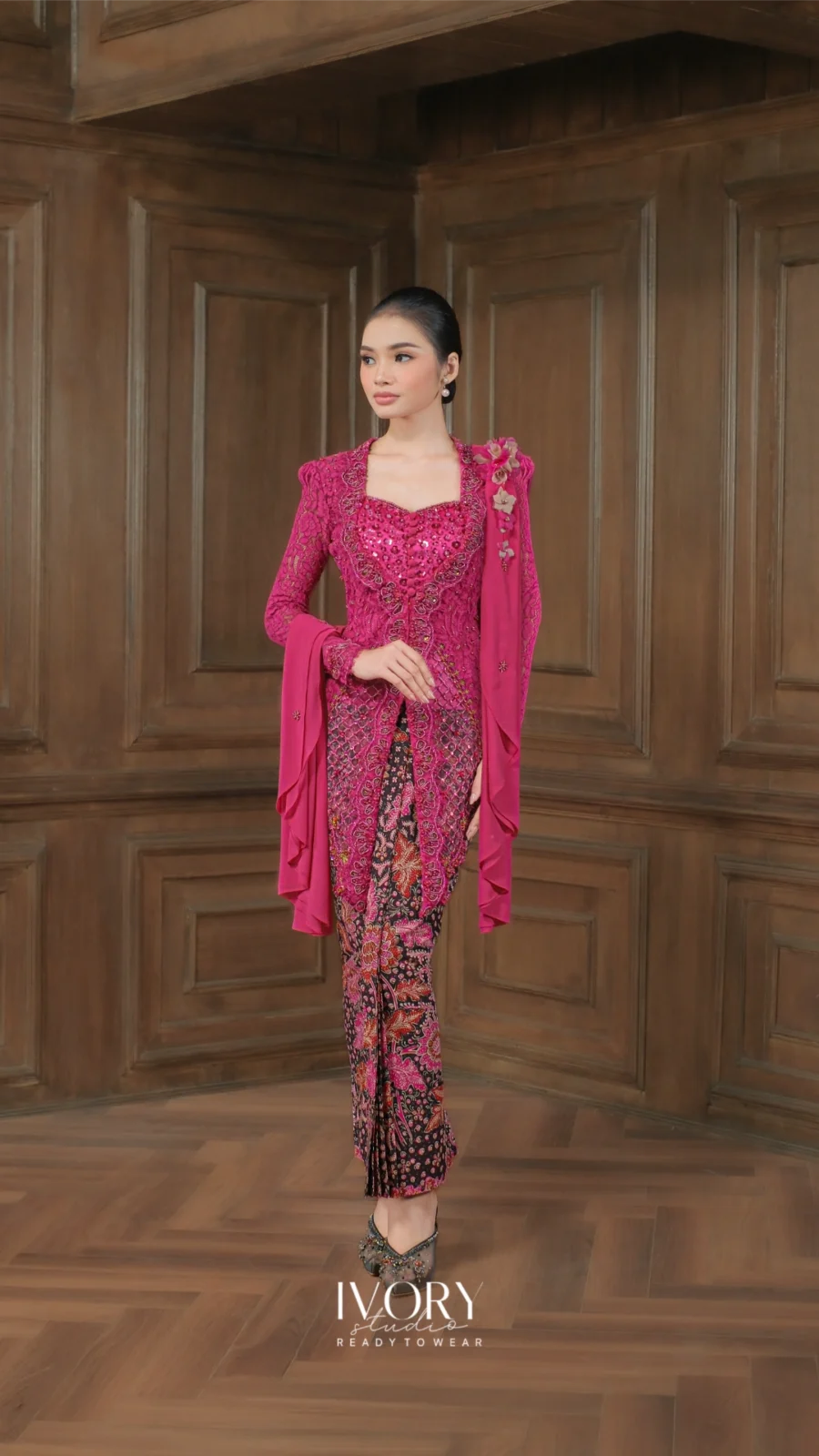 Make Classic Great Again | Bidari Evermore Kutubaru Kebaya in Fuchsia