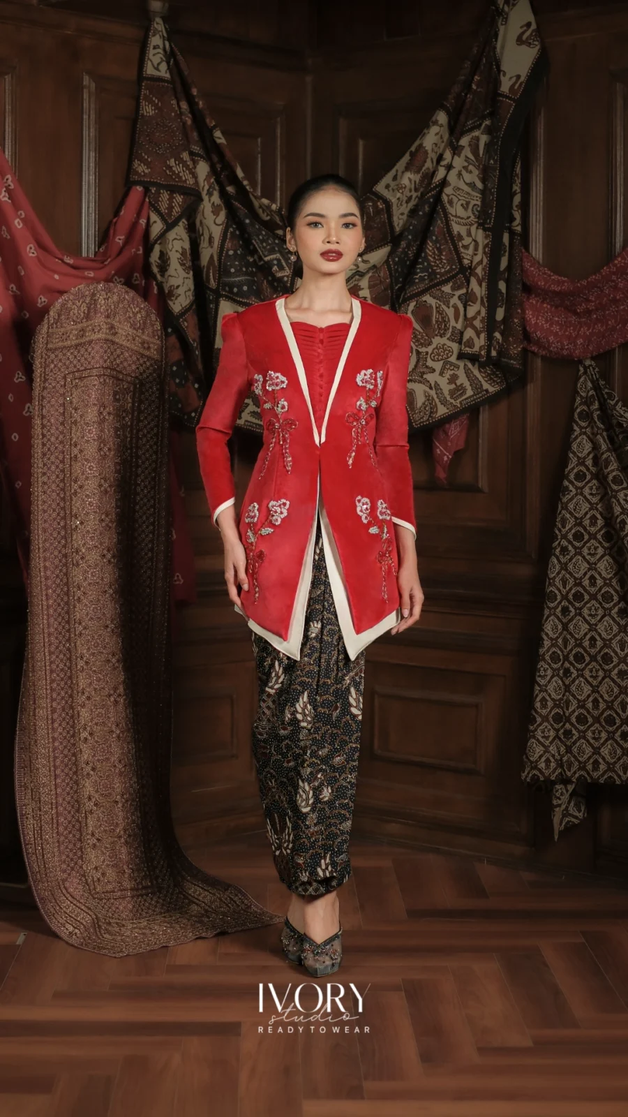 Make Classic Great Again | Seruni Cloudlet on the Wave Kutubaru Kebaya in Pitulas (Cherry Red on White)