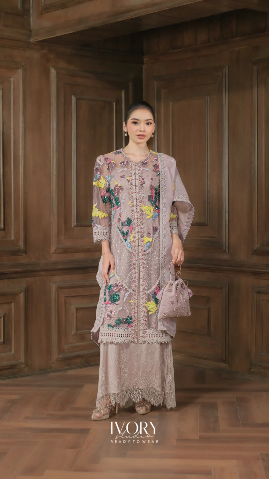 Make Classic Great Again | Menda Scentine Dress in Mauve