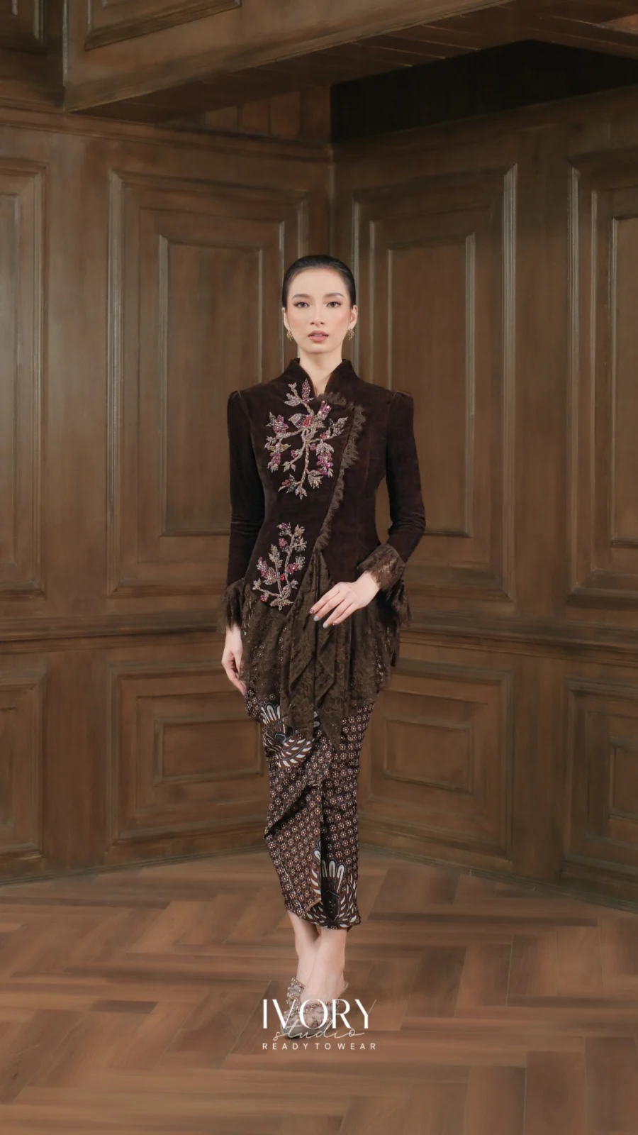 Make Classic Great Again | Pesagi Feather Timber Janggan Kebaya in Coffee Bean
