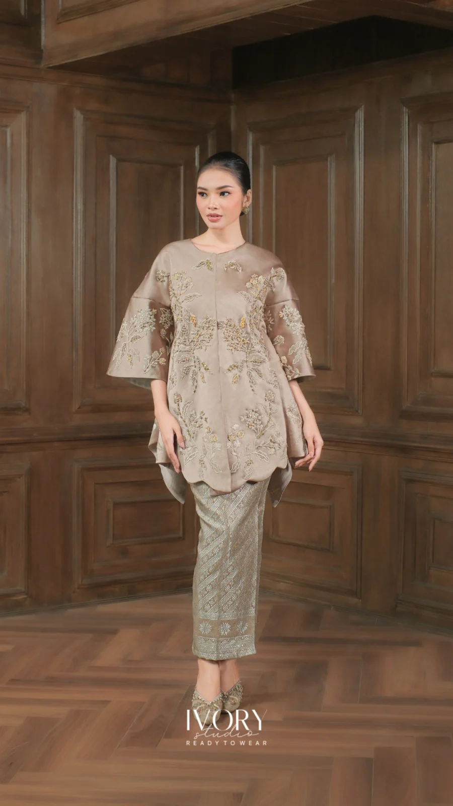 Make Classic Great Again | Rinjani Haven Bliss Baju Kurung in Bronze