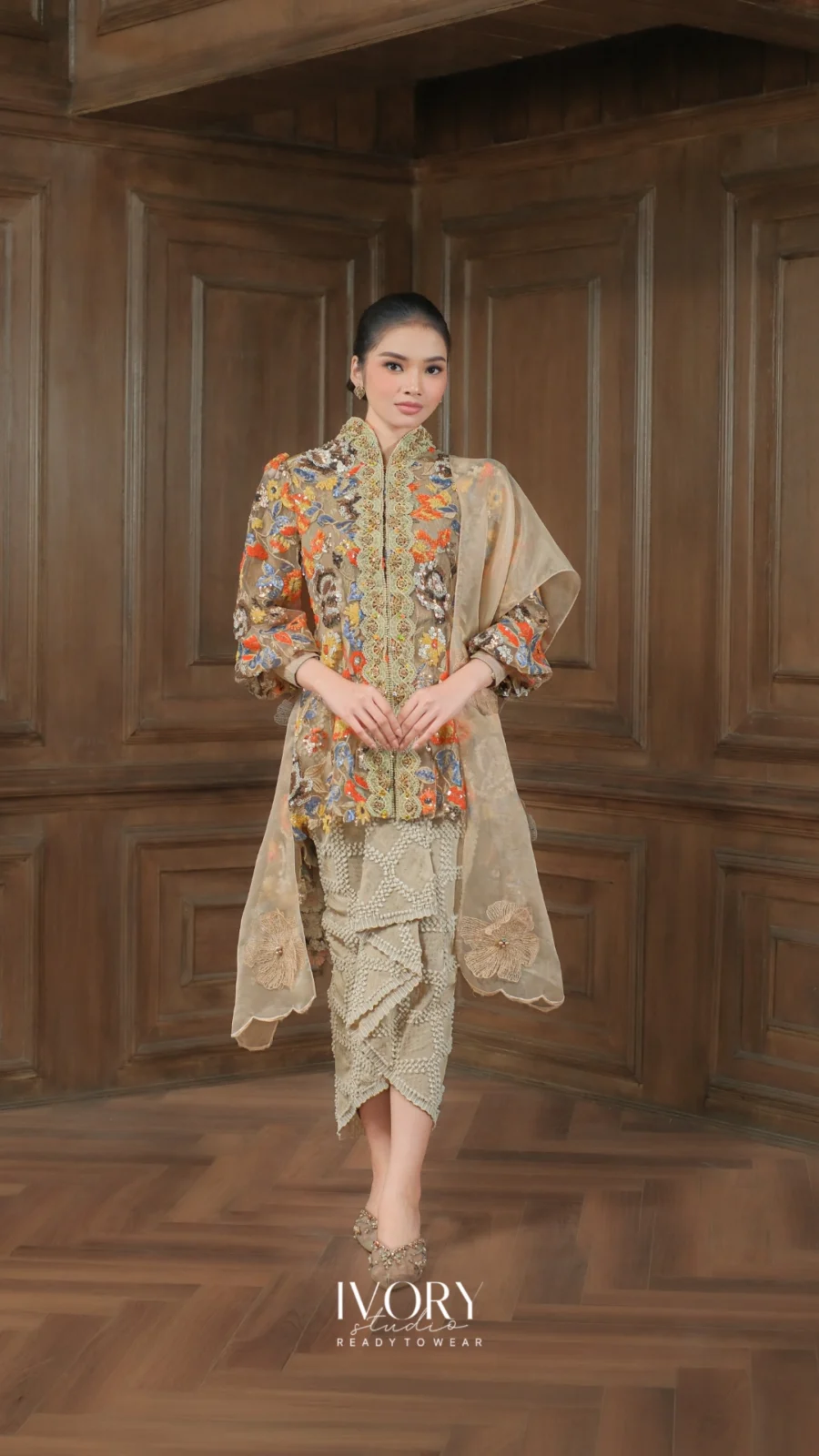 Make Classic Great Again | Semayang Emberleaf Encim Kebaya in Mocca