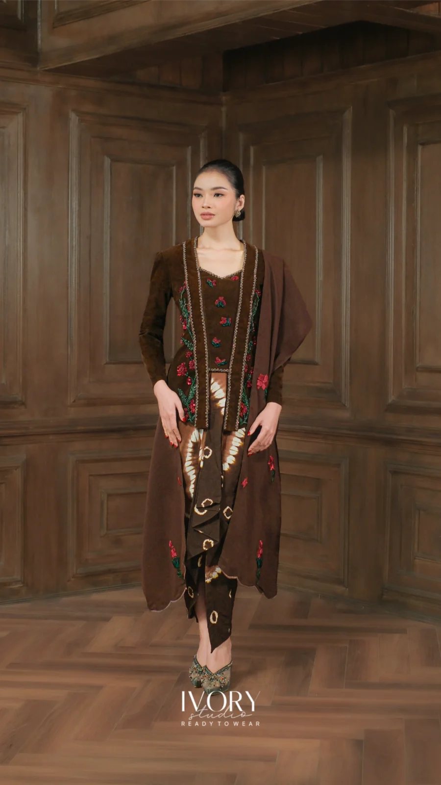 Make Classic Great Again | Serayu Roseveil Velvet Kutubaru Kebaya in Coffee Bean