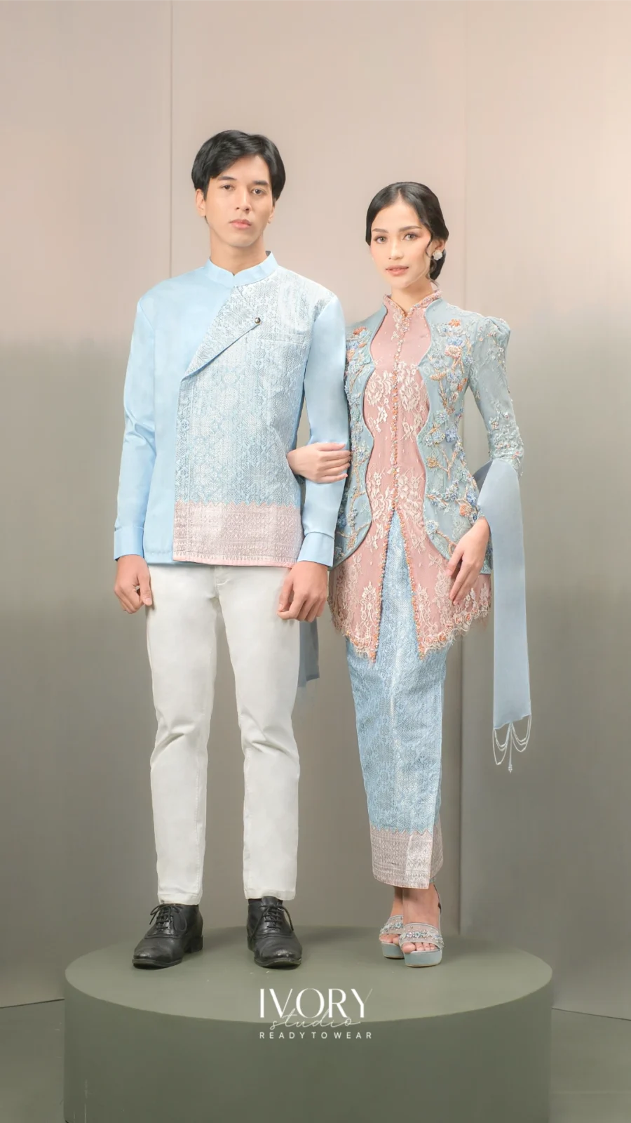 Anyaman Hikayat | Kisah Pesut Mahakam Kebaya in Dust Blue on Dusty Pink Couple Look