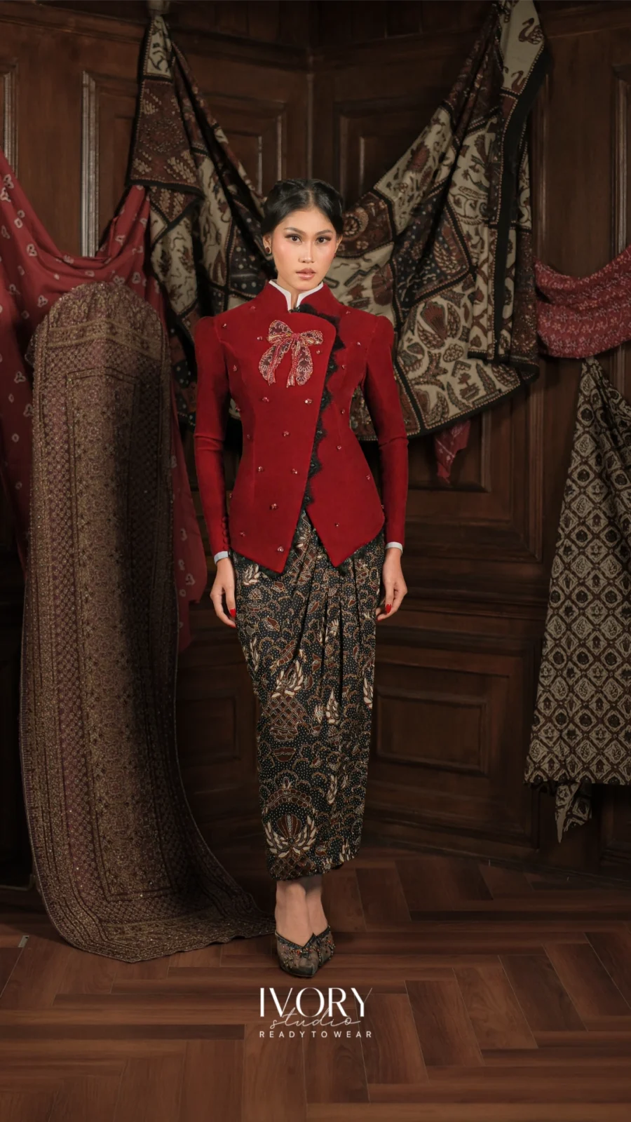 Dance in Harmony | Sindoro Maroon Ribbon Janggan Kebaya