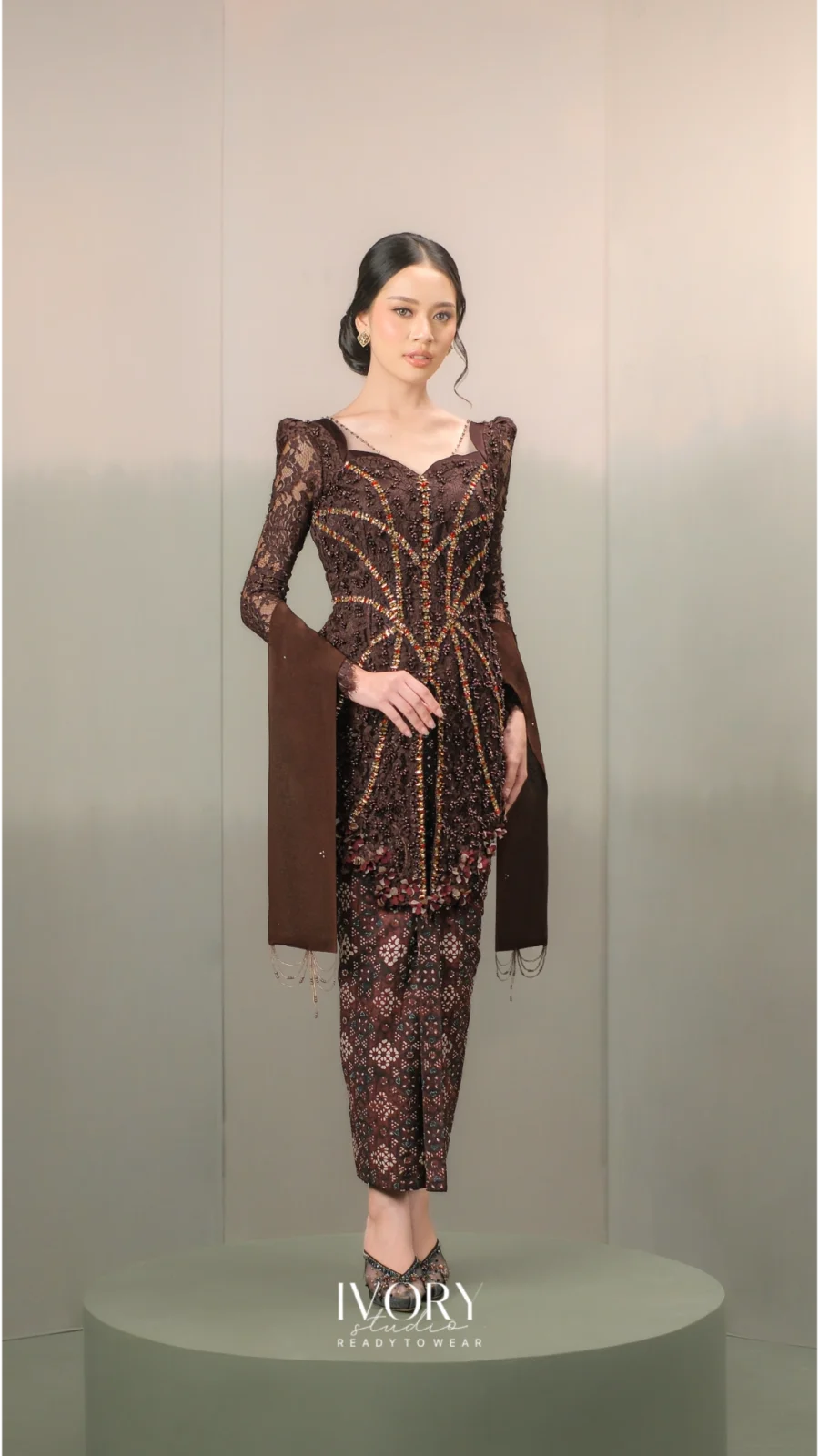 Anyaman Hikayat | Kisah Roro Jonggrang Kebaya in Coffee Bean