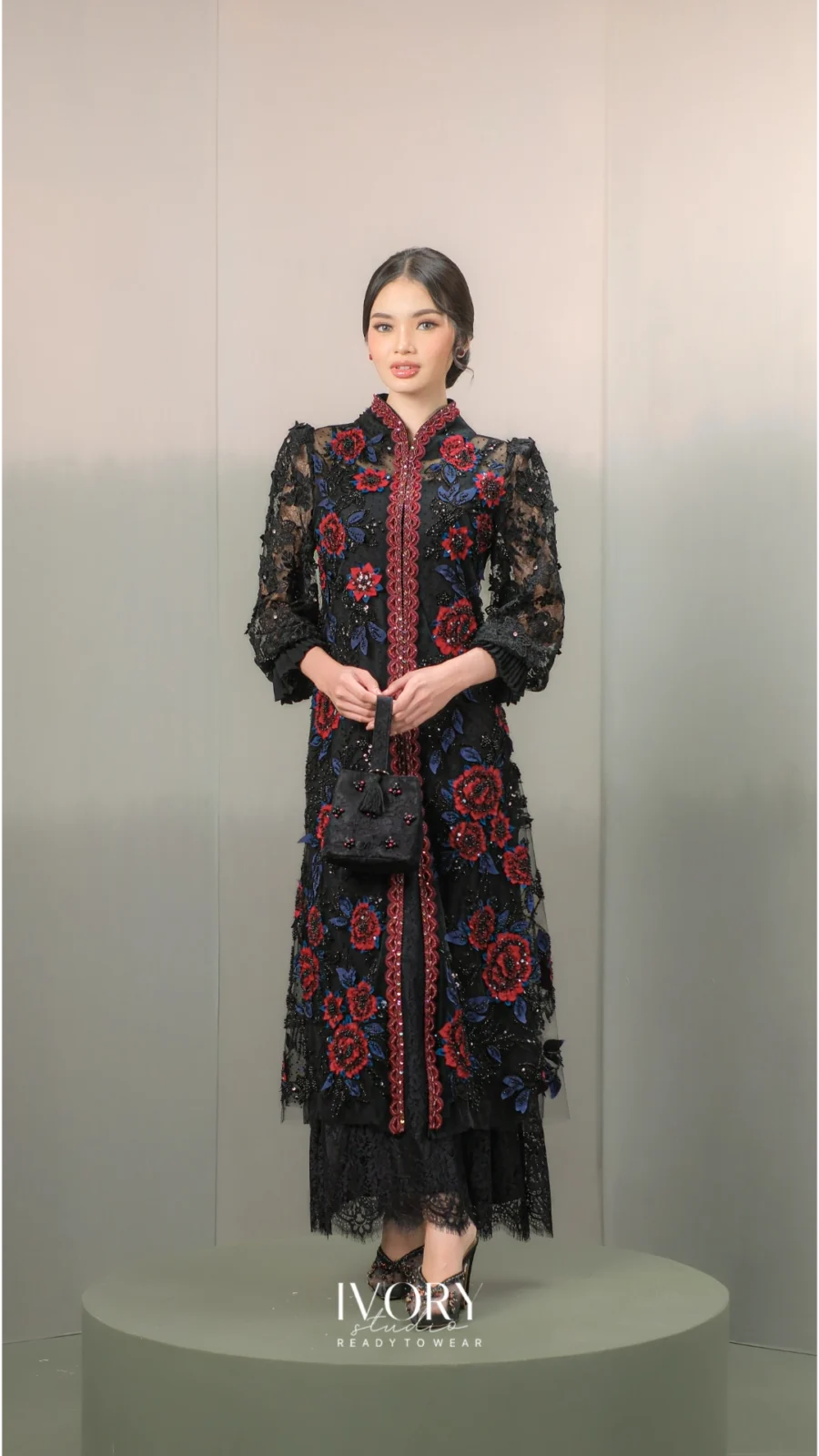 Anyaman Hikayat | Kisah Bawang Merah & Bawang Putih Dress in Burgundy