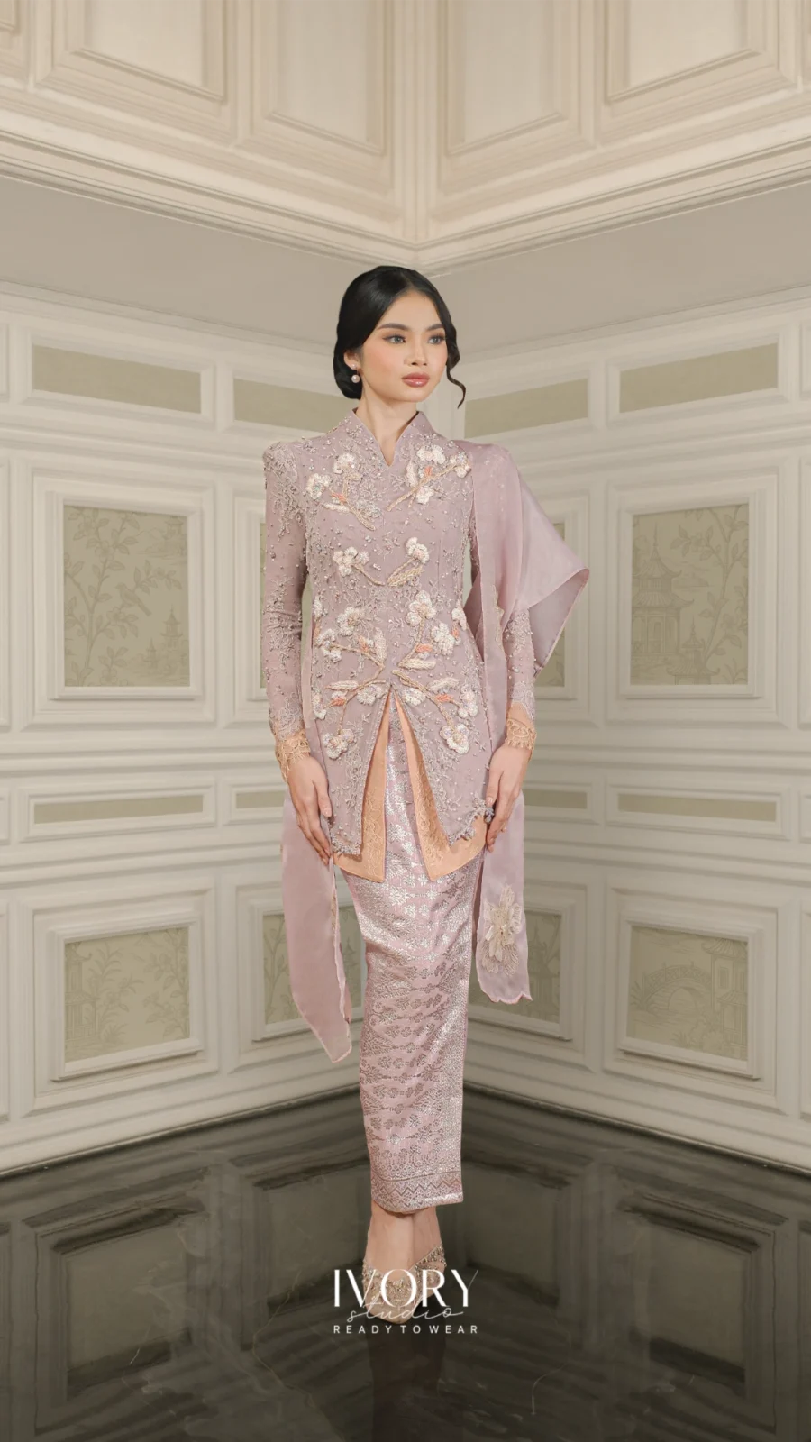 Vice Versa | Cotton Upon the Wind Kebaya in Mauve on Rosegold