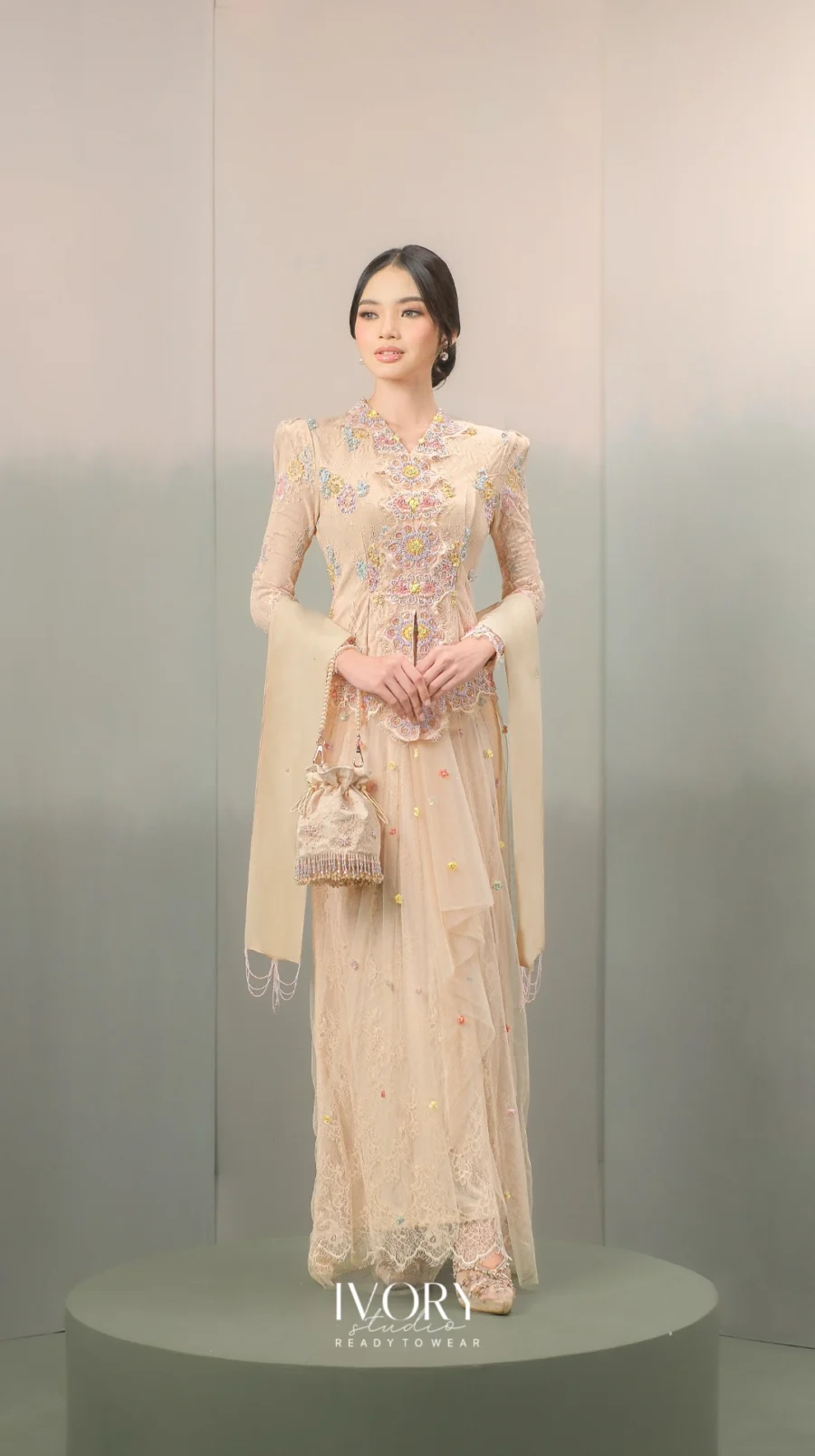 Anyaman Hikayat | Kisah Ken Arok dan Ken Dedes Dress in Beige