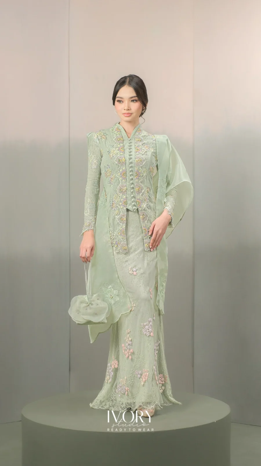 Anyaman Hikayat | Kisah Ratu Aji Bidara Putih Dress in Sage